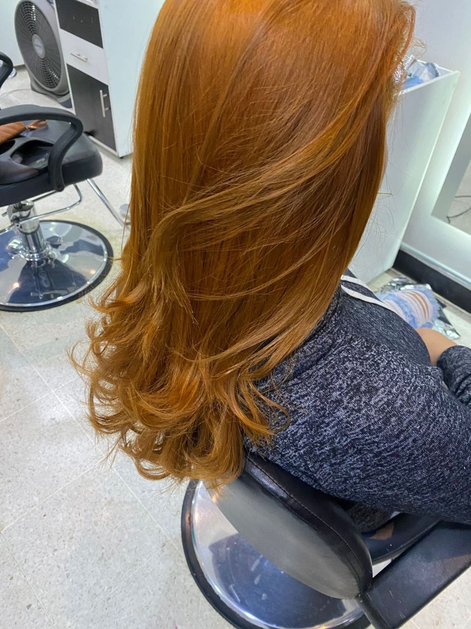 Color cobrizo vibrante en Liora Beauty Salon